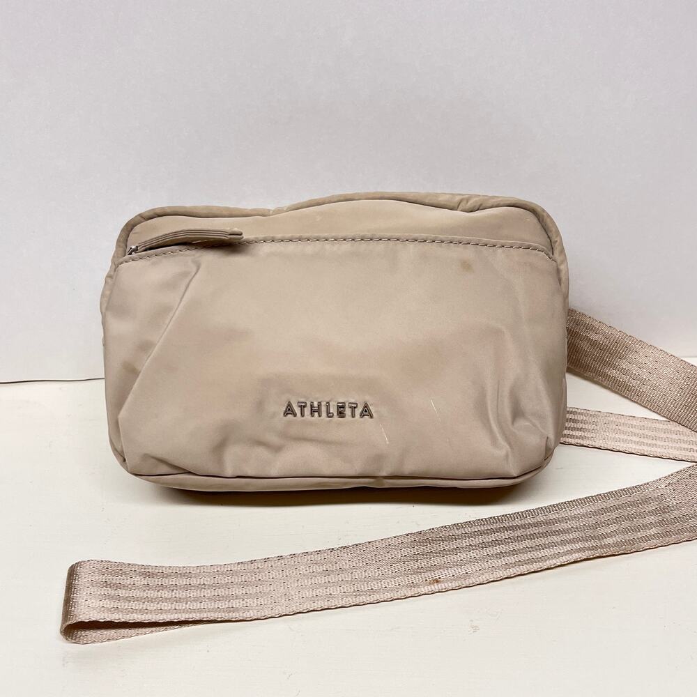 Athleta All About Crossbody Belt Bag